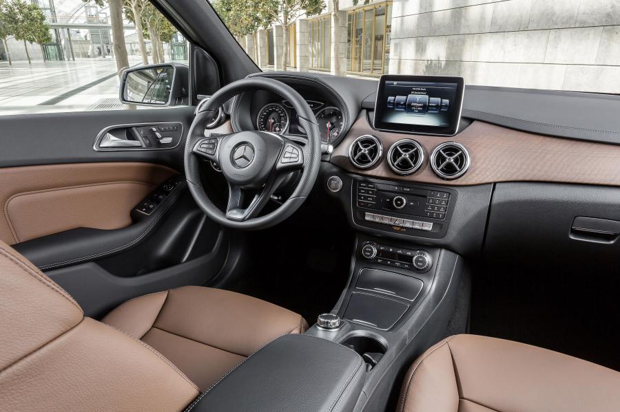  Mercedes-Benz B220 CDI 4Matic Urban Line 2014 года  (фото 15 из 16)